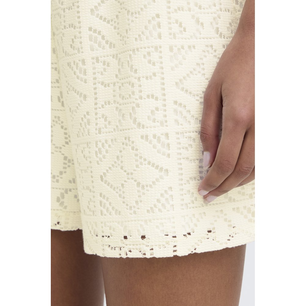 IHNAIMA SHO Strickshort