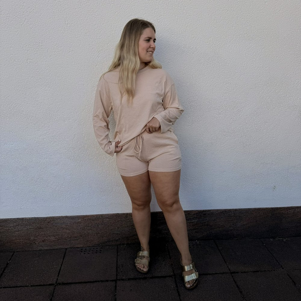 EF Short Soft Striped beige