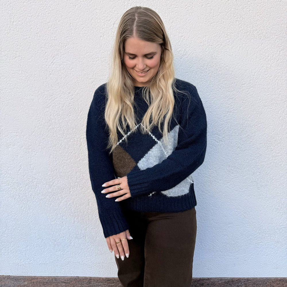 IHBAYANA Pullover Vintage Vibe