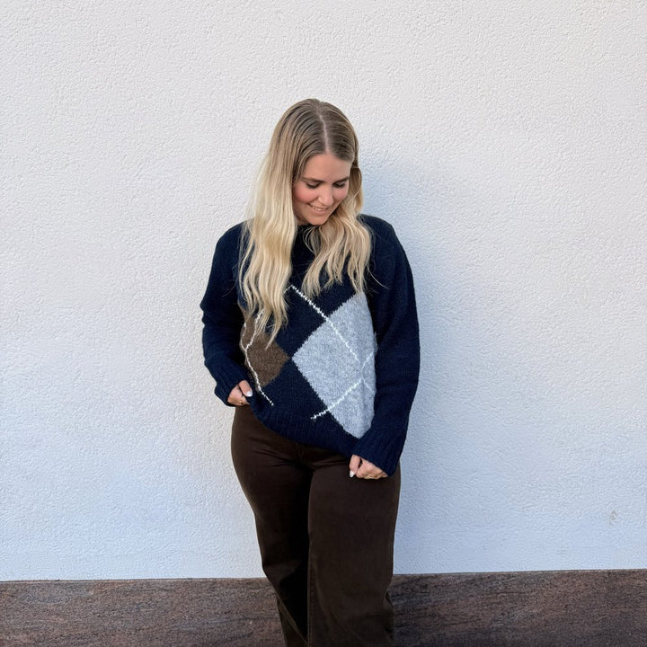 IHBAYANA Pullover Vintage Vibe