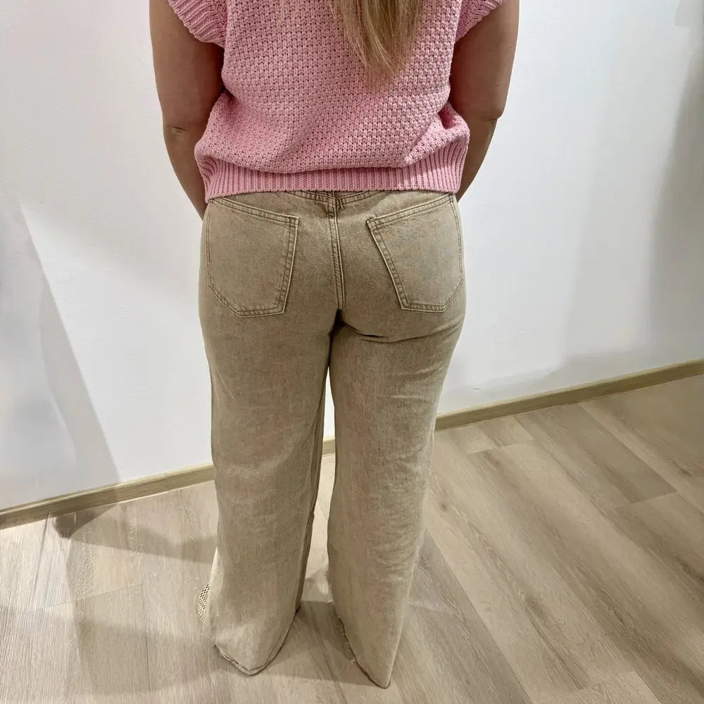 EF Jeans Extra Tall Straight Leg Cappucino Jeans