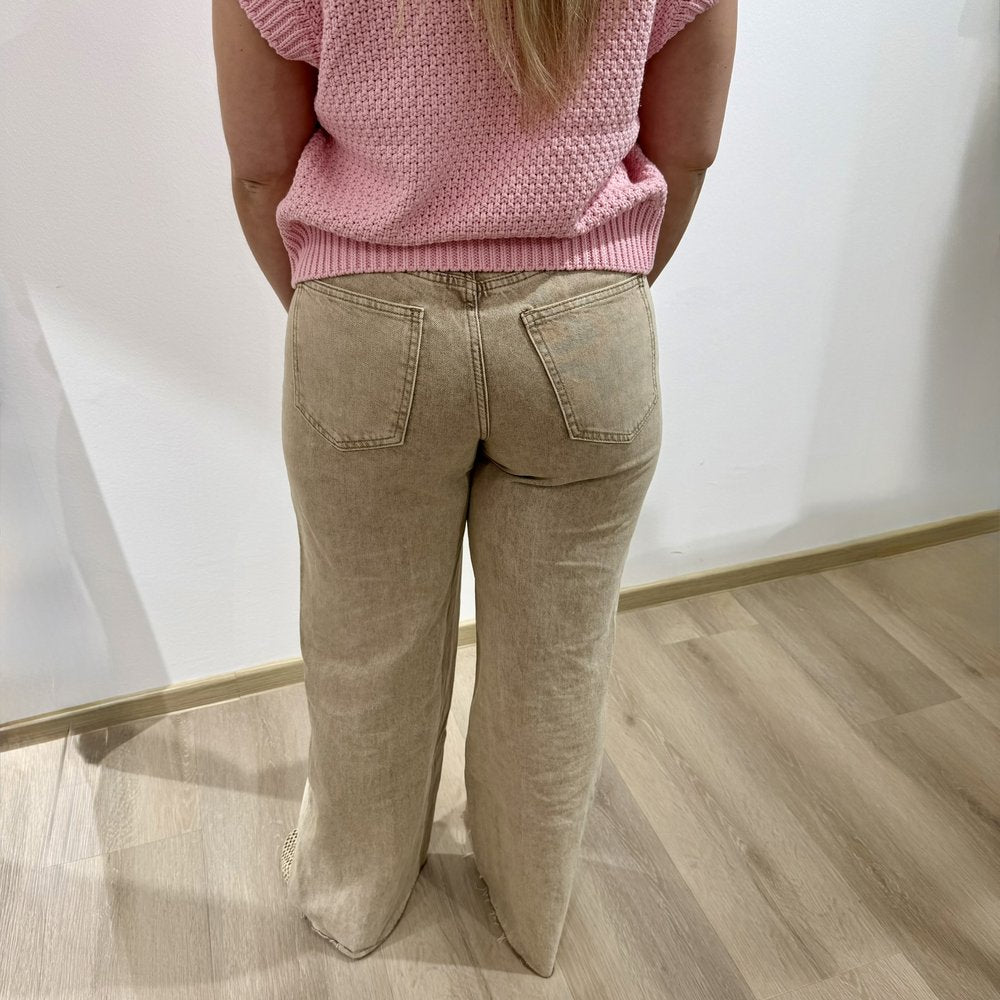 EF Jeans Extra Tall Straight Leg Cappucino