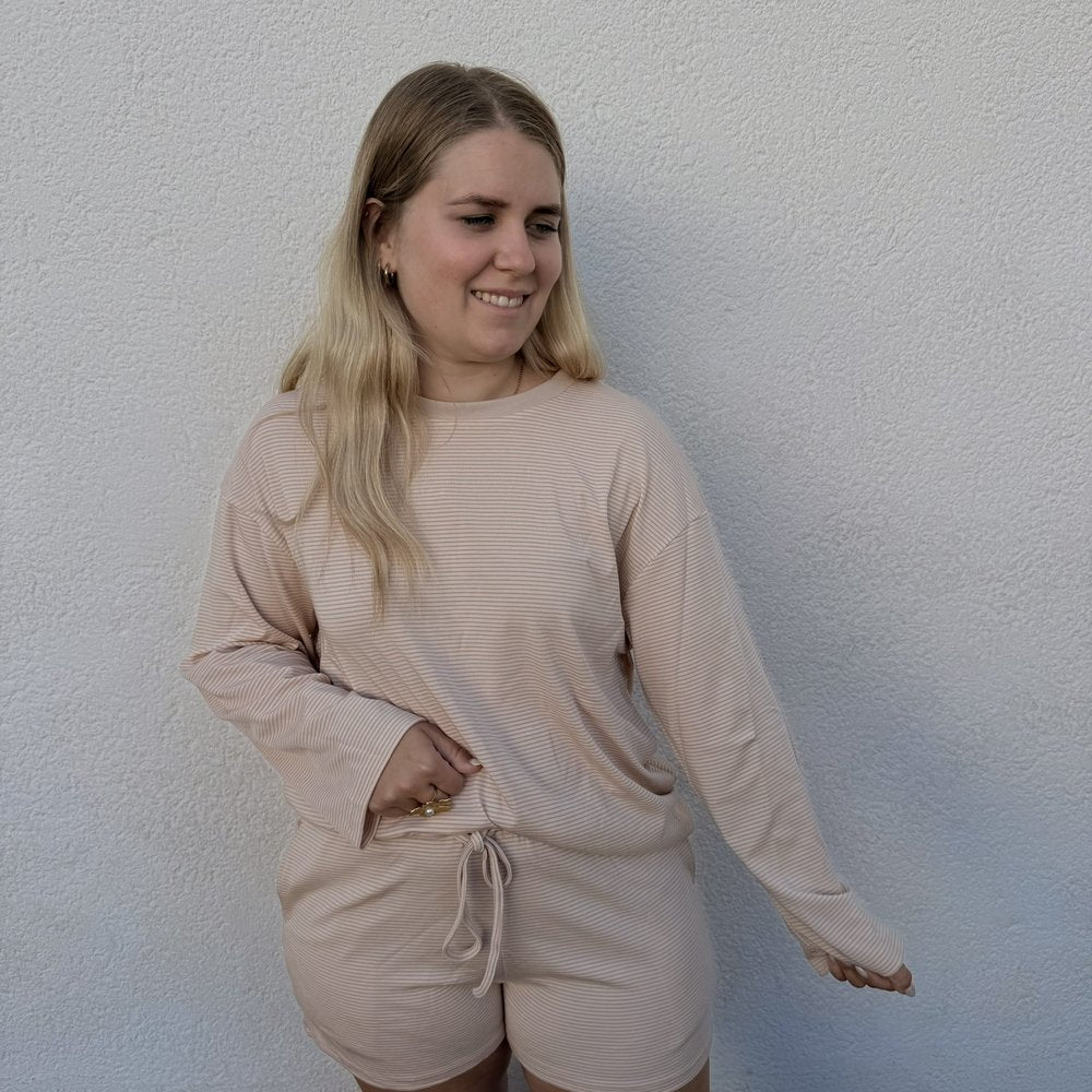 EF Short Soft Striped beige