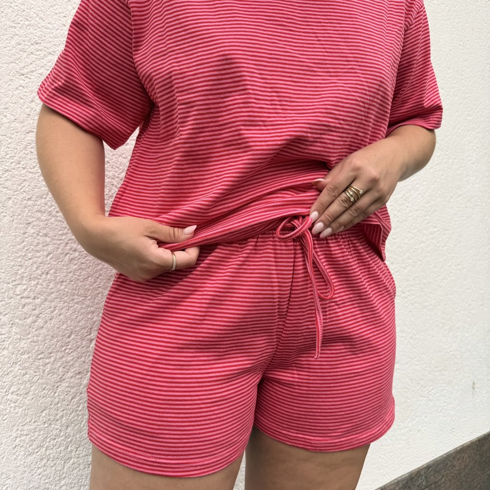 EF Short Soft Striped pink